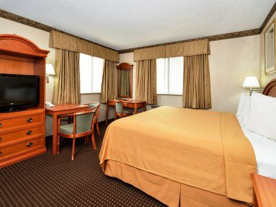 Fairbridge Express Hotel